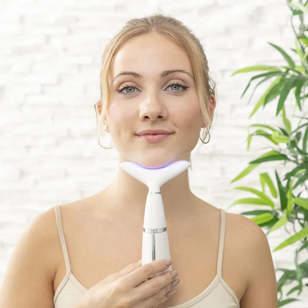 REDUCTOR DE PAPADA CON FOTOTERAPIA, TERMOTERAPIA Y VIBRACIÓN